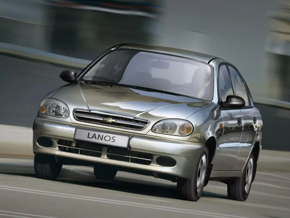 Автомобиль Chevrolet Lanos I Седан