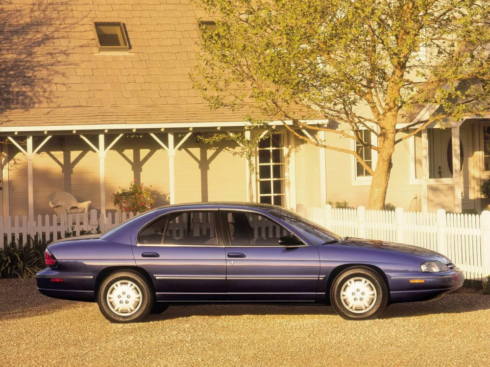 Автомобиль Chevrolet Lumina II Седан