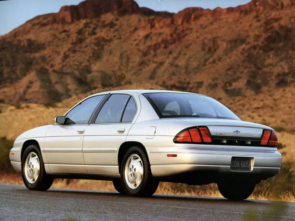 Автомобиль Chevrolet Lumina II Седан