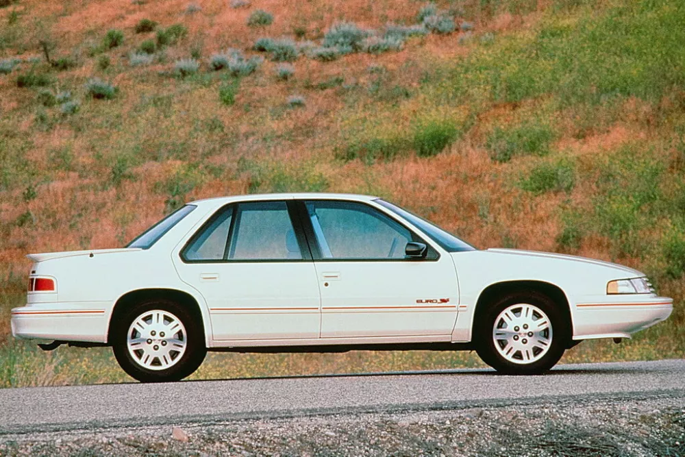 Автомобиль Chevrolet Lumina I Седан