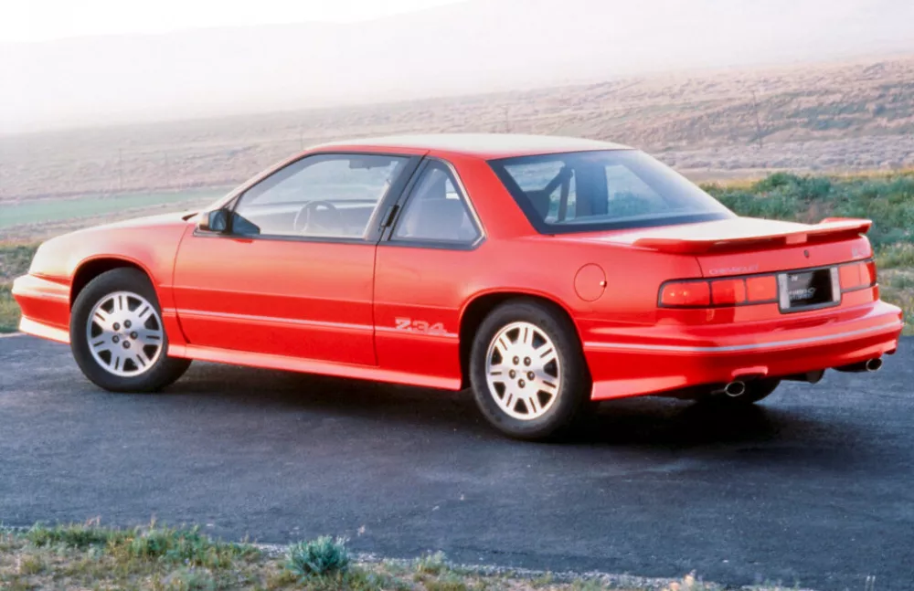 Автомобиль Chevrolet Lumina I Купе