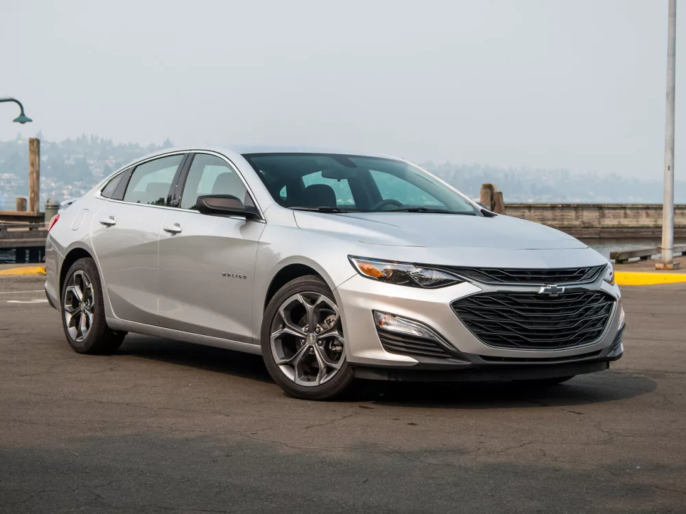 Автомобиль Chevrolet Malibu IX Рестайлинг Седан