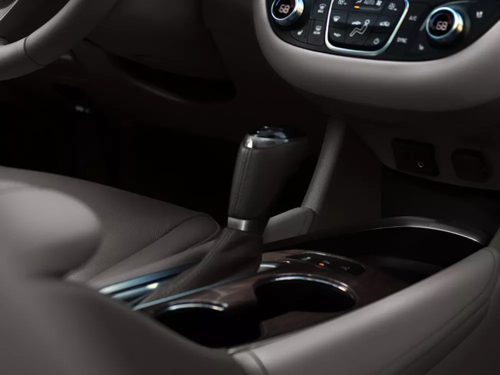 Автомобиль Chevrolet Malibu IX Седан