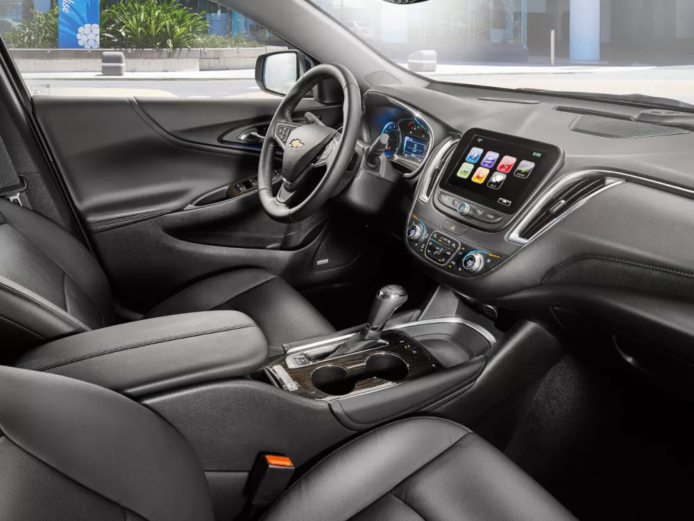 Автомобиль Chevrolet Malibu IX Седан
