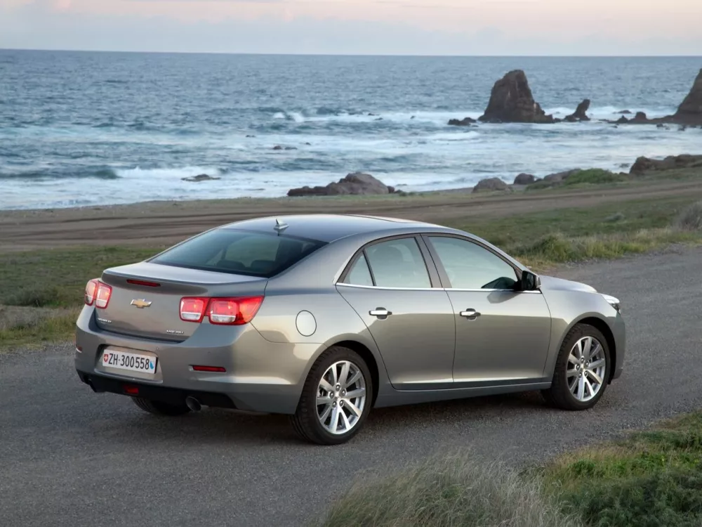 Автомобиль Chevrolet Malibu VIII Седан
