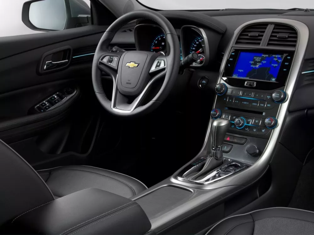Автомобиль Chevrolet Malibu VIII Седан