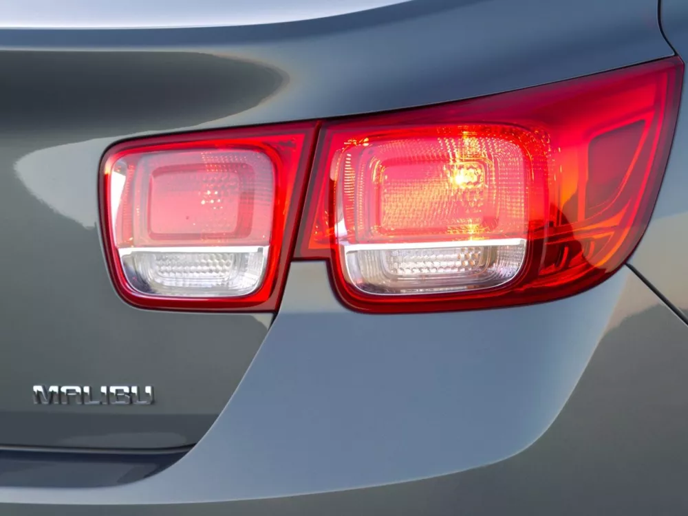 Автомобиль Chevrolet Malibu VIII Седан