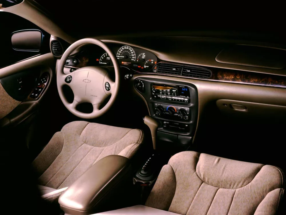 Автомобиль Chevrolet Malibu V Седан