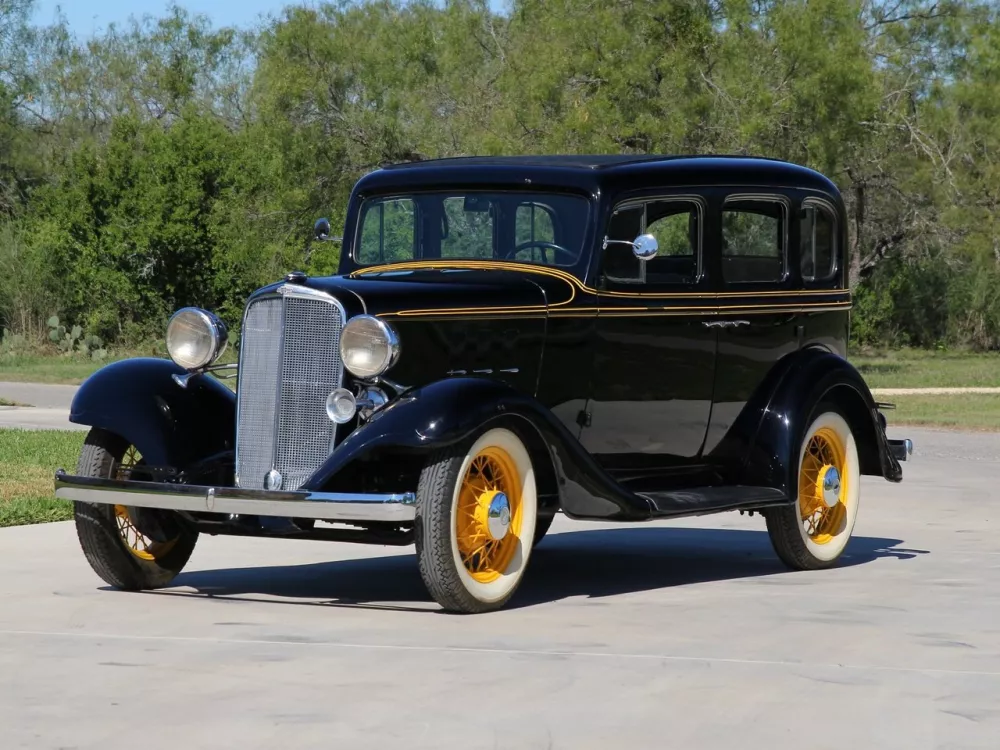 Автомобиль Chevrolet Master Седан CA