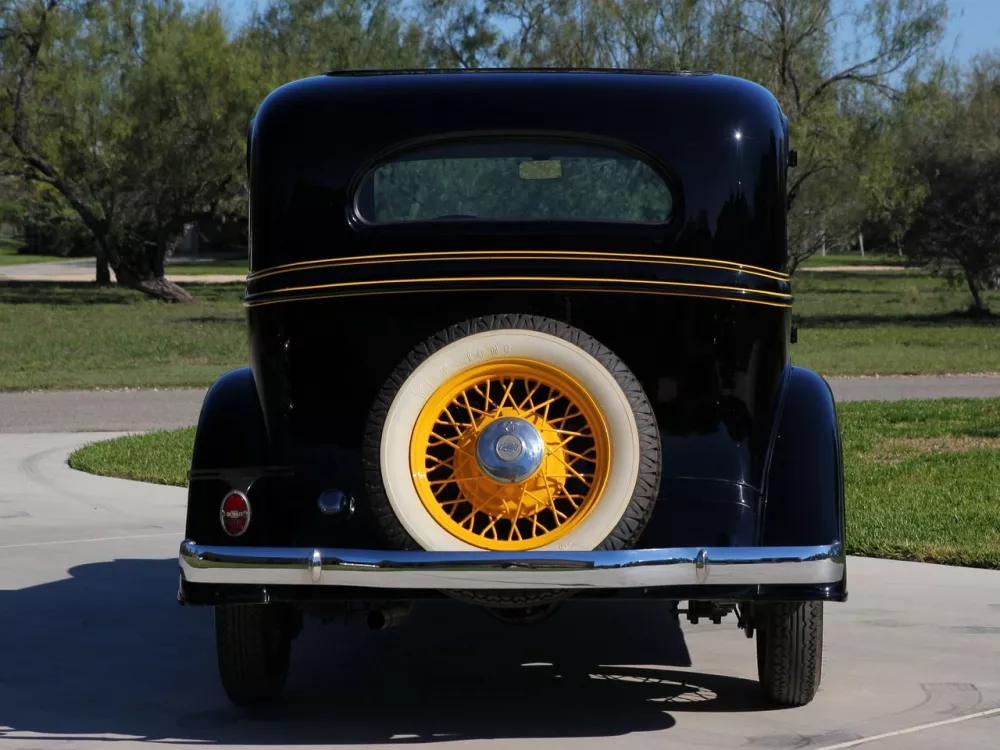 Автомобиль Chevrolet Master Седан CA