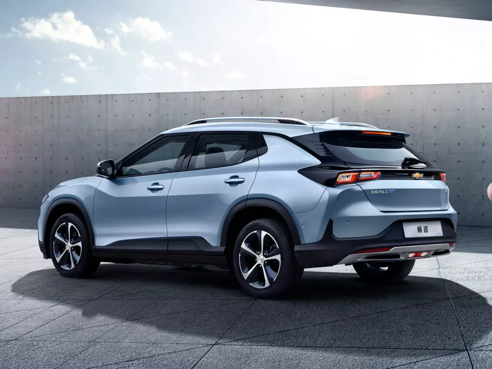 Автомобиль Chevrolet Menlo Универсал (5 дверей)