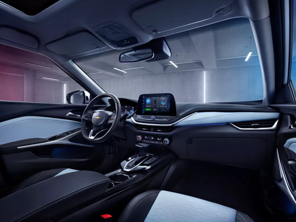 Автомобиль Chevrolet Menlo Универсал (5 дверей)
