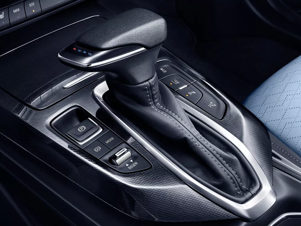 Автомобиль Chevrolet Menlo Универсал (5 дверей)