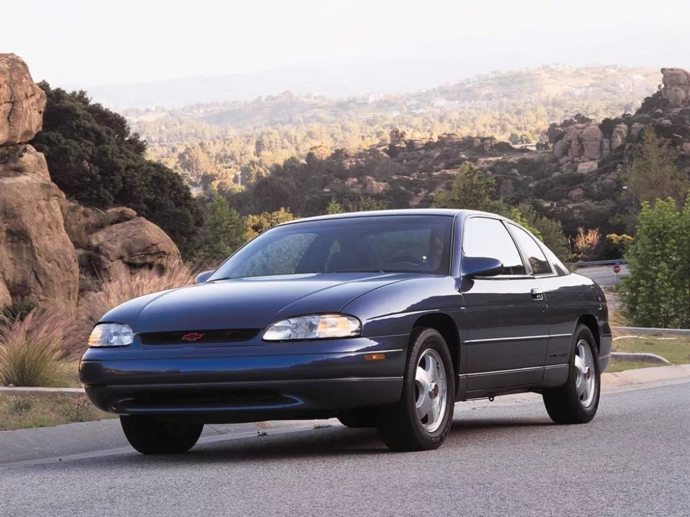 Автомобиль Chevrolet Monte Carlo V Купе