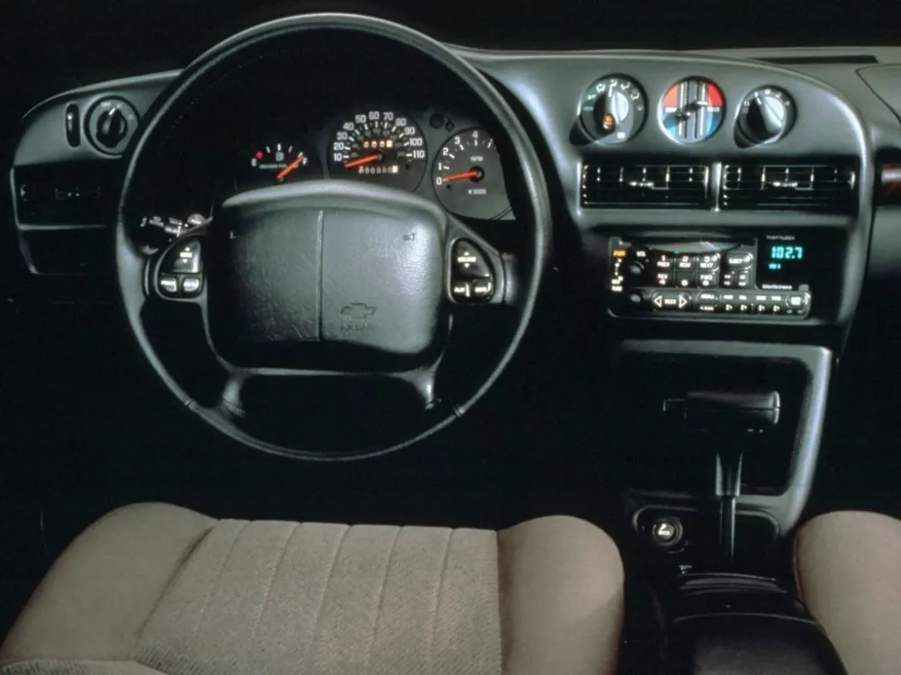 Автомобиль Chevrolet Monte Carlo V Купе