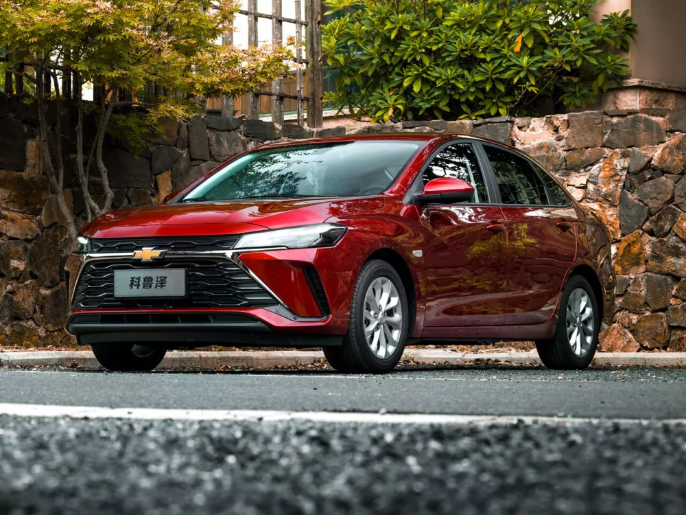 Автомобиль Chevrolet Monza II Рестайлинг Седан