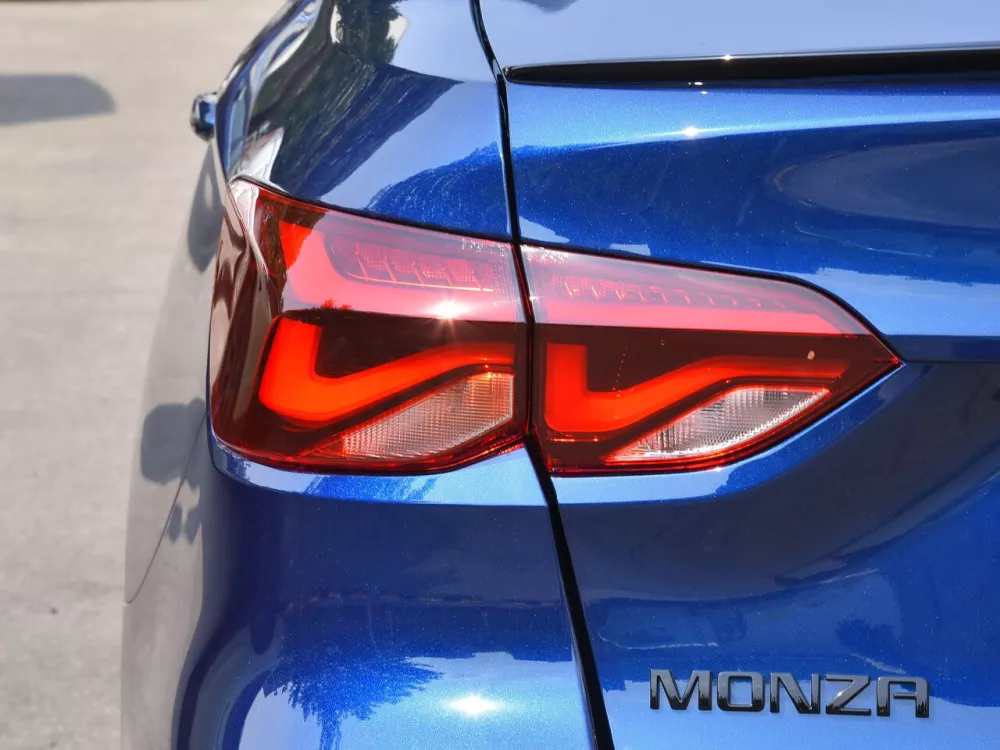Автомобиль Chevrolet Monza II Рестайлинг Седан