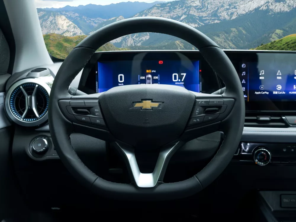 Автомобиль Chevrolet Monza II Рестайлинг Седан