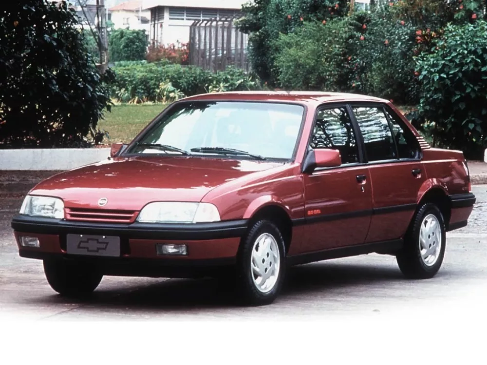 Автомобиль Chevrolet Monza I Седан