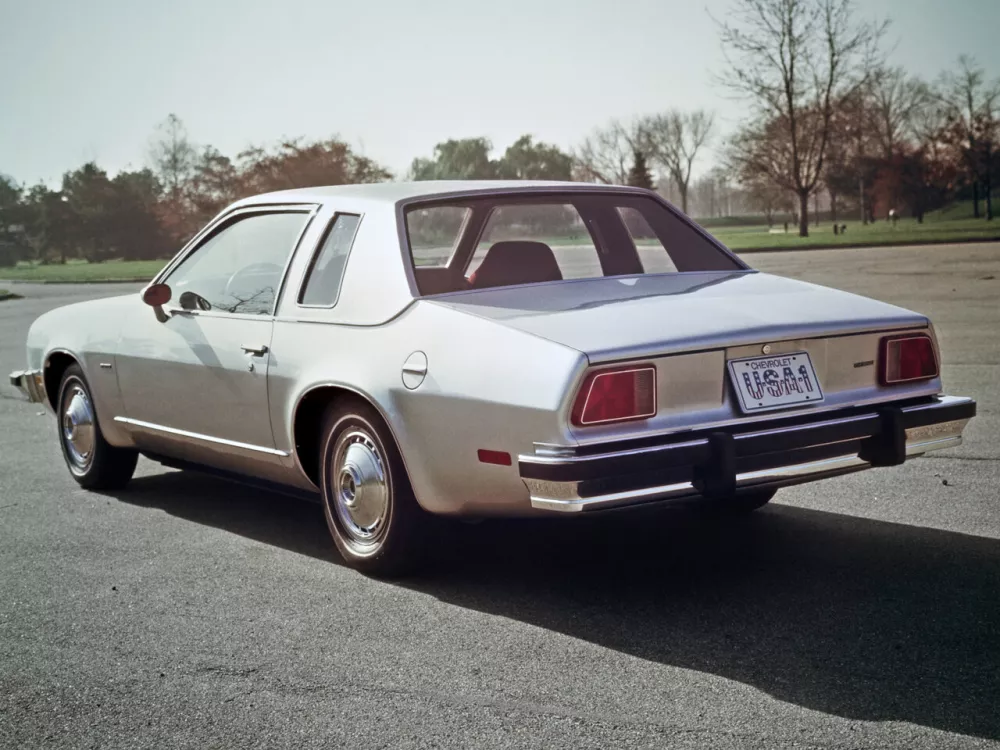 Автомобиль Chevrolet Monza I NA Market Купе-хардтоп