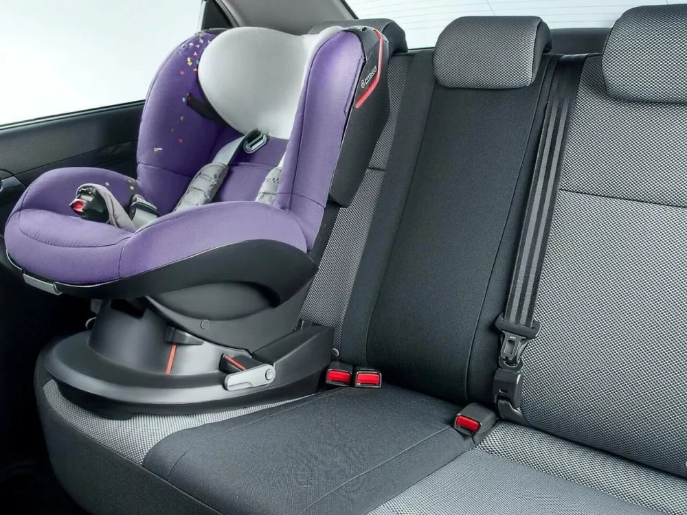Автомобиль Chevrolet Nexia I Седан