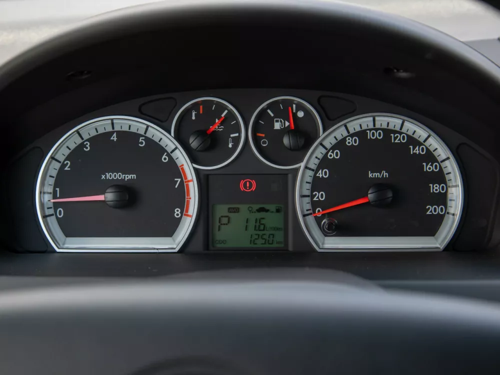 Автомобиль Chevrolet Nexia I Седан
