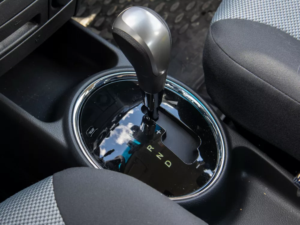 Автомобиль Chevrolet Nexia I Седан