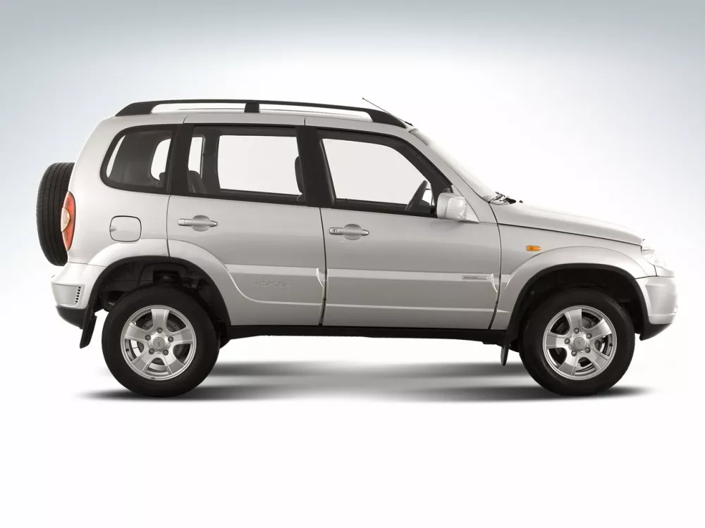 Автомобиль Chevrolet Niva I Рестайлинг Внедорожник (5 дверей)