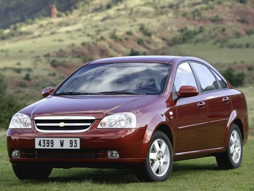Автомобиль Chevrolet Nubira Седан