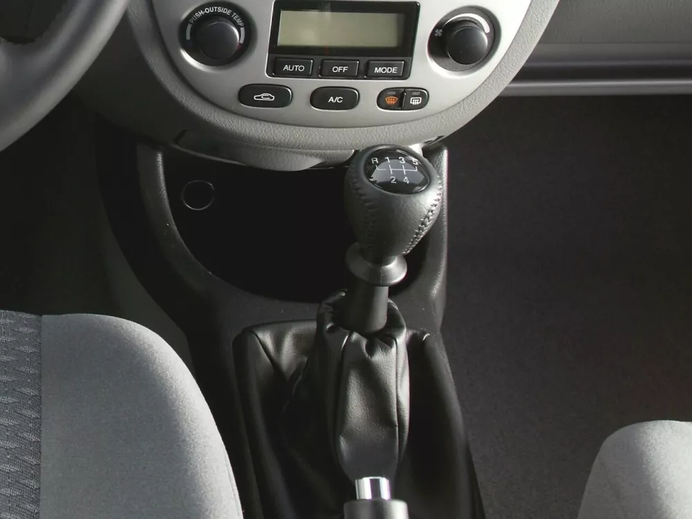 Автомобиль Chevrolet Nubira Седан