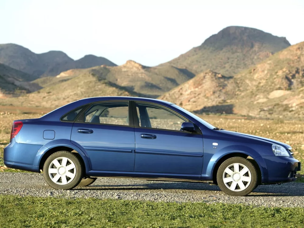 Автомобиль Chevrolet Nubira Седан