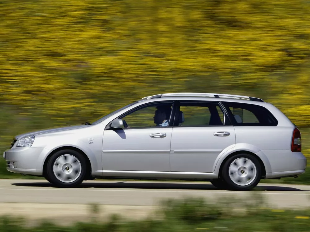 Автомобиль Chevrolet Nubira Универсал (5 дверей)