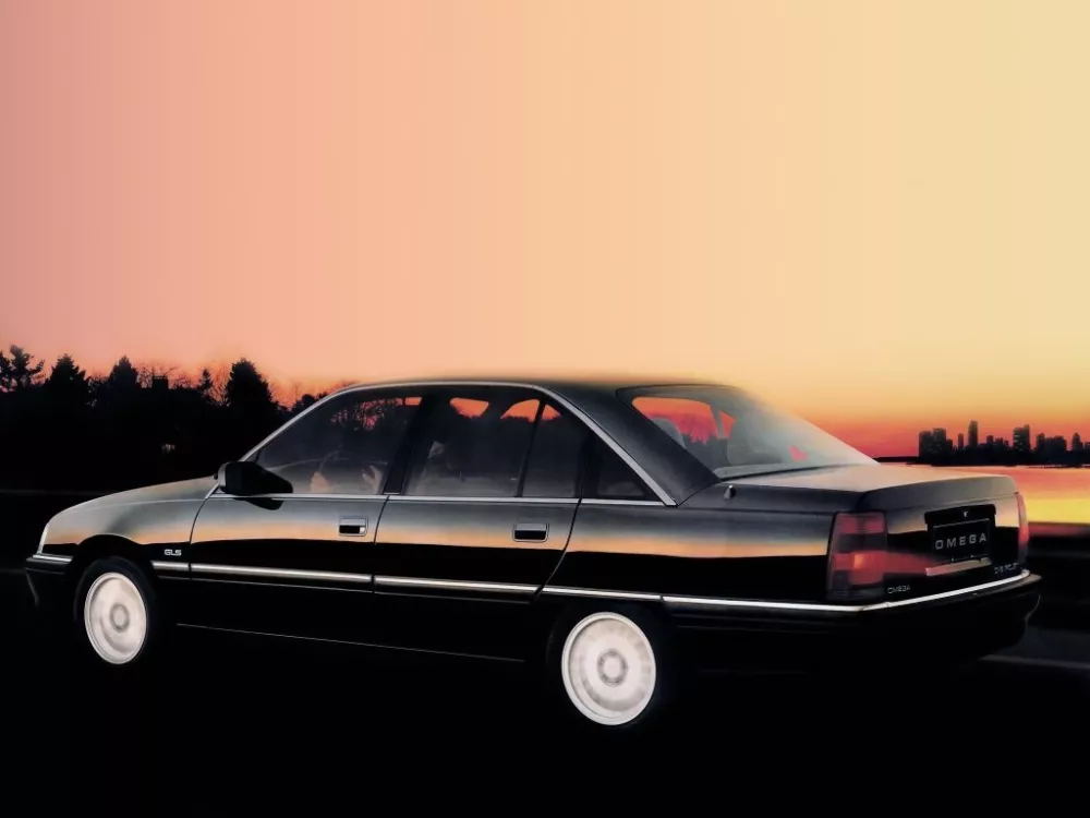 Автомобиль Chevrolet Omega A Седан