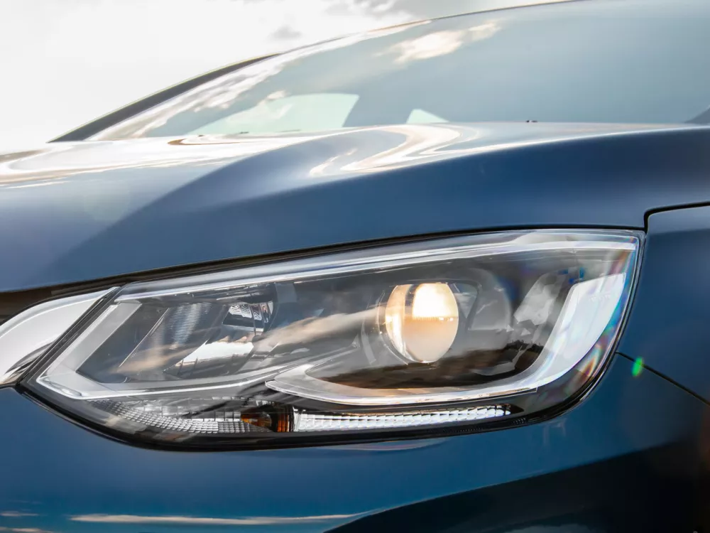 Автомобиль Chevrolet Onix II Седан