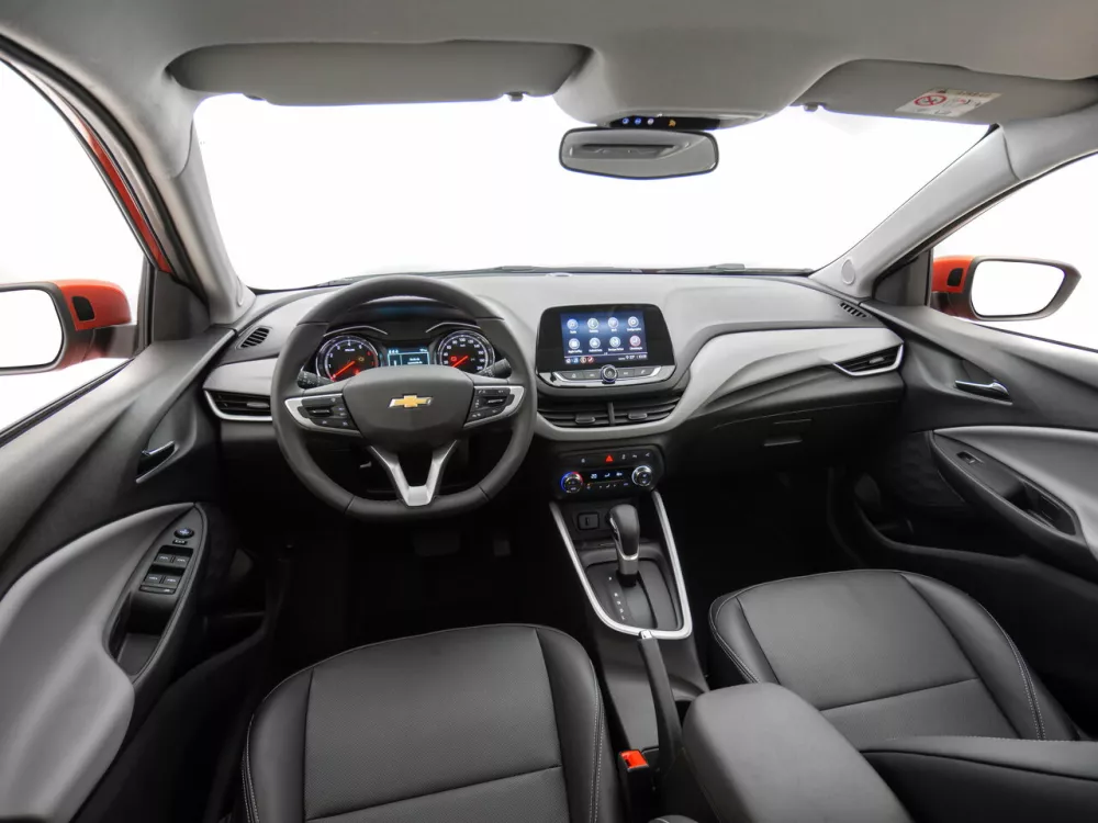 Автомобиль Chevrolet Onix II Хэтчбек (5 дверей)
