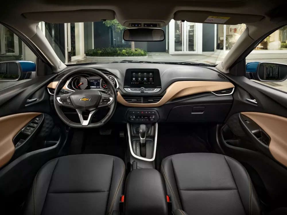 Автомобиль Chevrolet Onix II Хэтчбек (5 дверей)