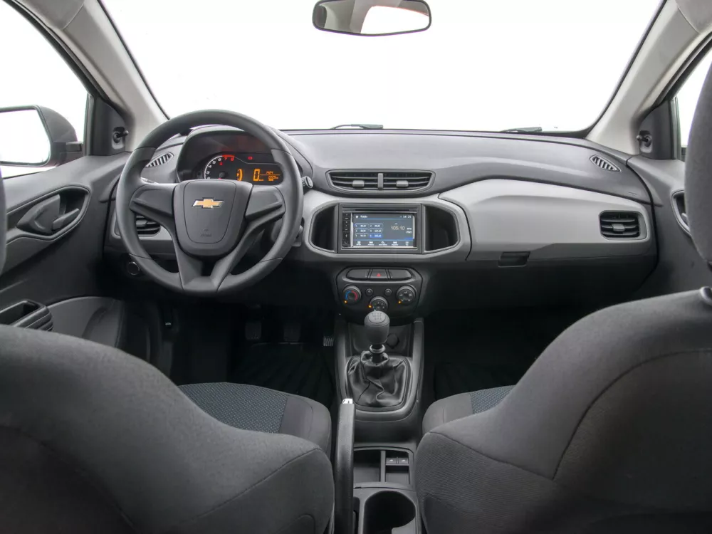 Автомобиль Chevrolet Onix I Хэтчбек (5 дверей)