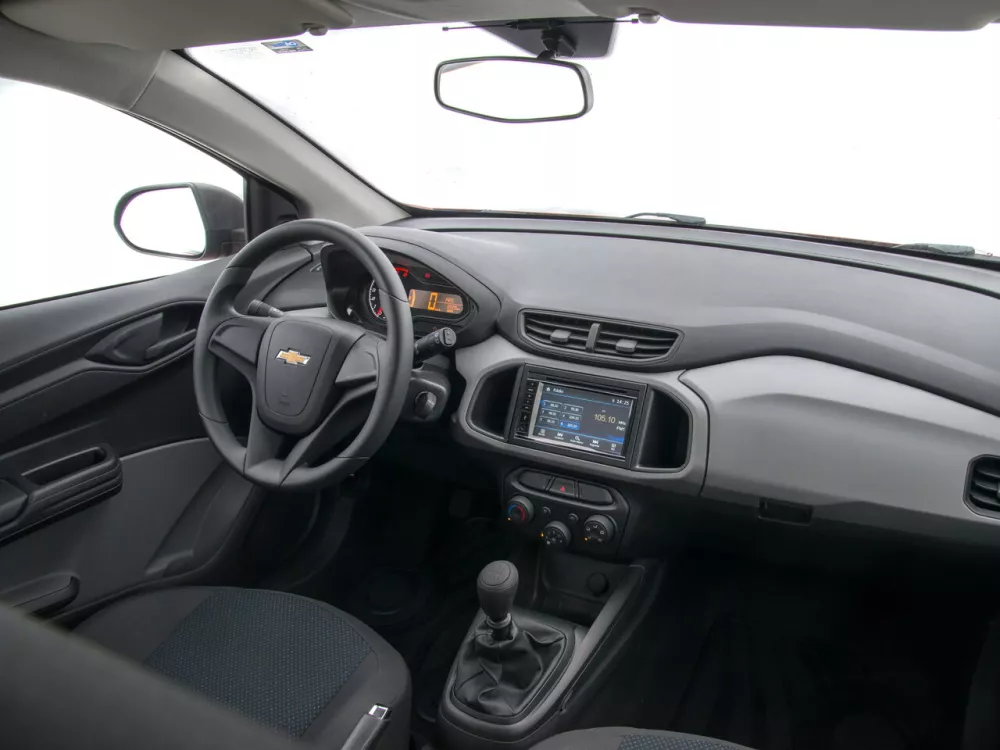 Автомобиль Chevrolet Onix I Хэтчбек (5 дверей)