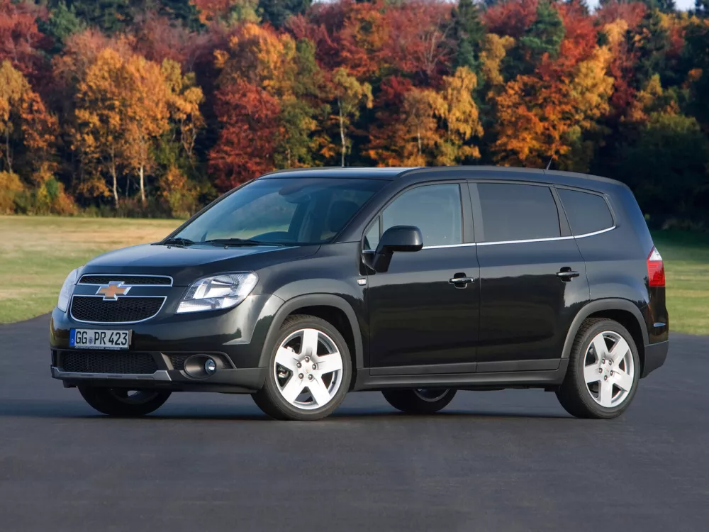 Автомобиль Chevrolet Orlando I Компактвэн