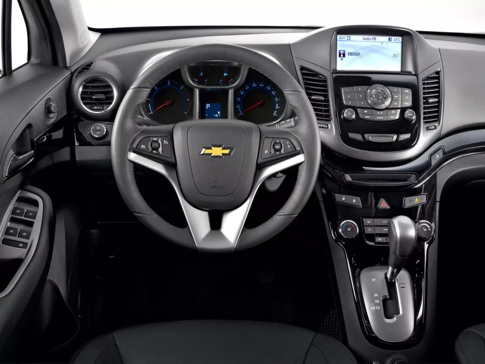 Автомобиль Chevrolet Orlando I Компактвэн