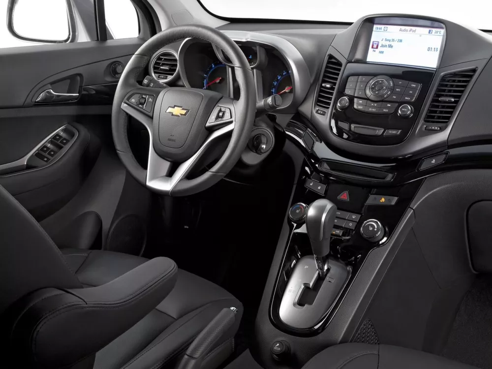 Автомобиль Chevrolet Orlando I Компактвэн