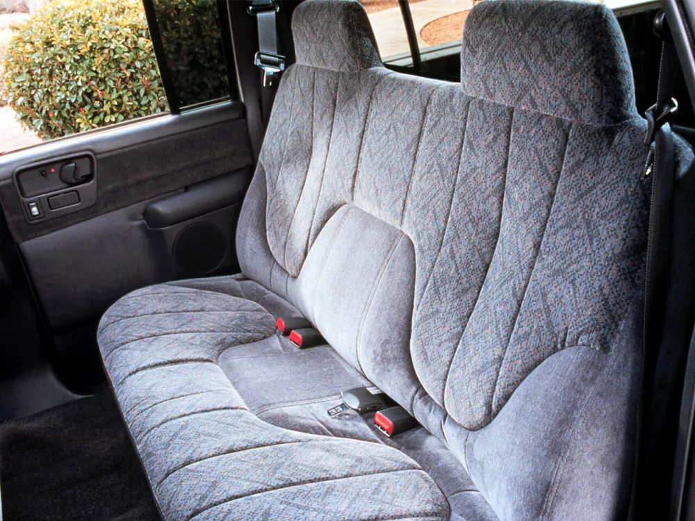 Автомобиль Chevrolet S-10 Pickup II Пикап Двойная кабина