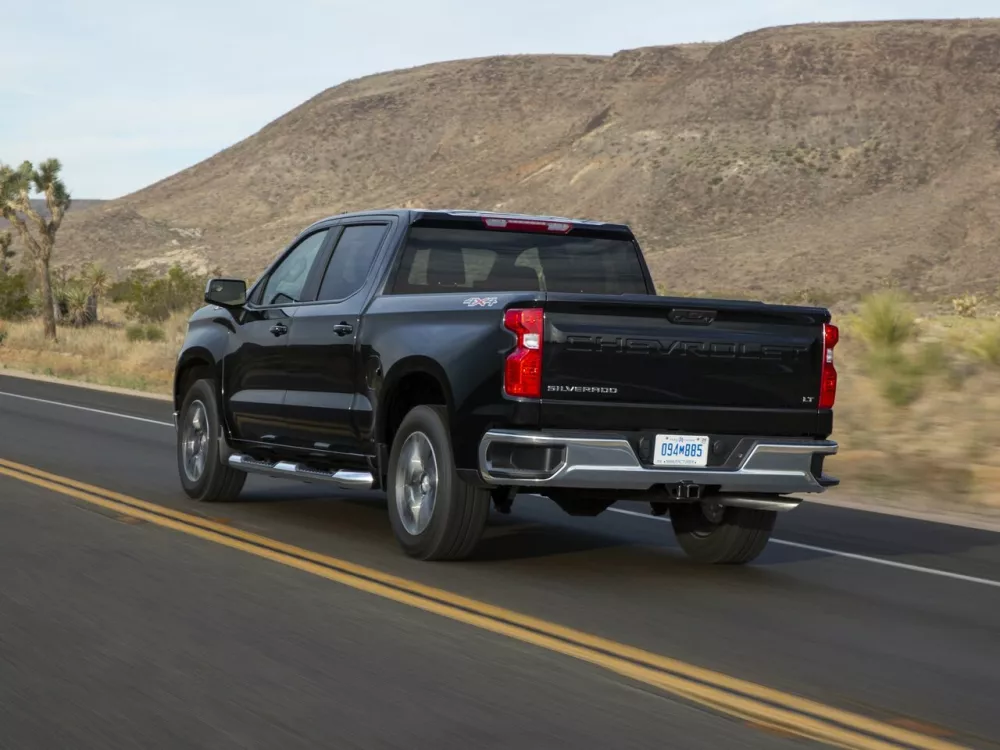 Автомобиль Chevrolet Silverado IV (T1XX) Рестайлинг Пикап Двойная кабина Crew