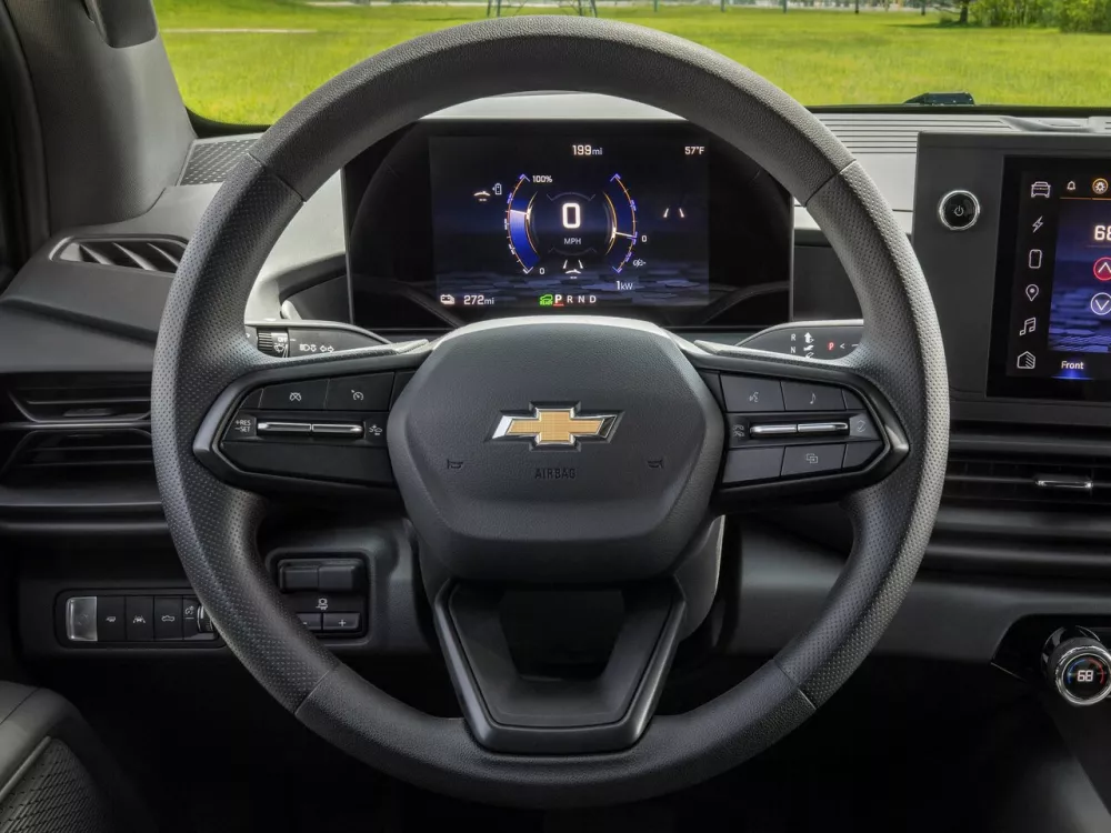 Автомобиль Chevrolet Silverado IV (T1XX) Рестайлинг Пикап Двойная кабина EV