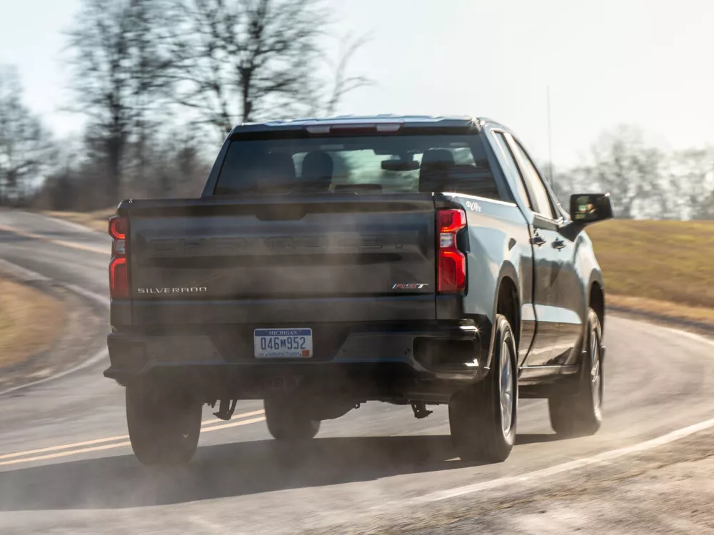 Автомобиль Chevrolet Silverado IV (T1XX) Пикап Двойная кабина Double