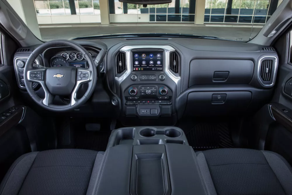 Автомобиль Chevrolet Silverado IV (T1XX) Пикап Двойная кабина Double