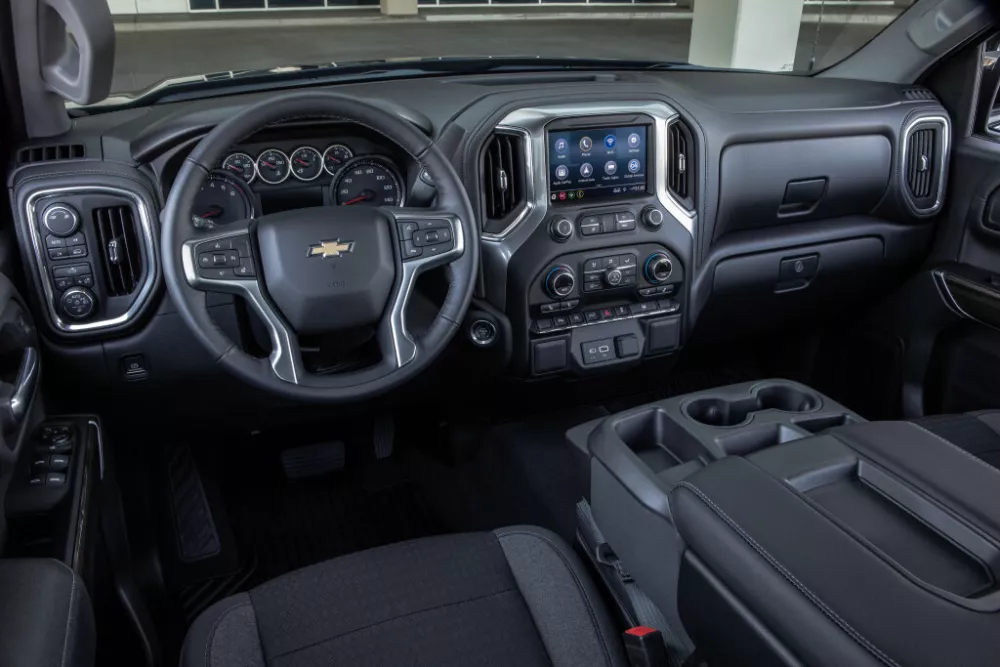 Автомобиль Chevrolet Silverado IV (T1XX) Пикап Двойная кабина Double
