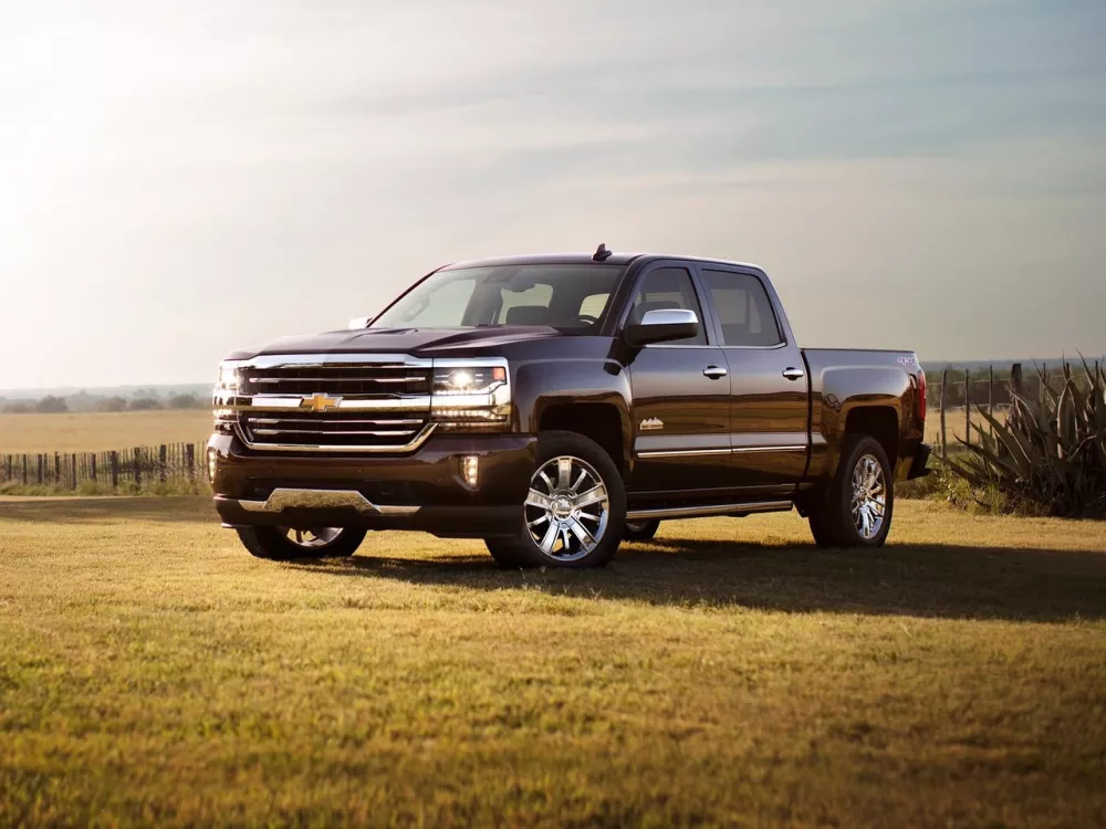Автомобиль Chevrolet Silverado III (K2XX) Рестайлинг Пикап Двойная кабина Crew