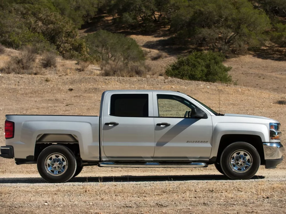 Автомобиль Chevrolet Silverado III (K2XX) Рестайлинг Пикап Двойная кабина Crew