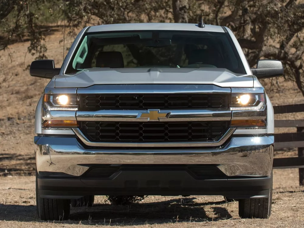 Автомобиль Chevrolet Silverado III (K2XX) Рестайлинг Пикап Двойная кабина Crew